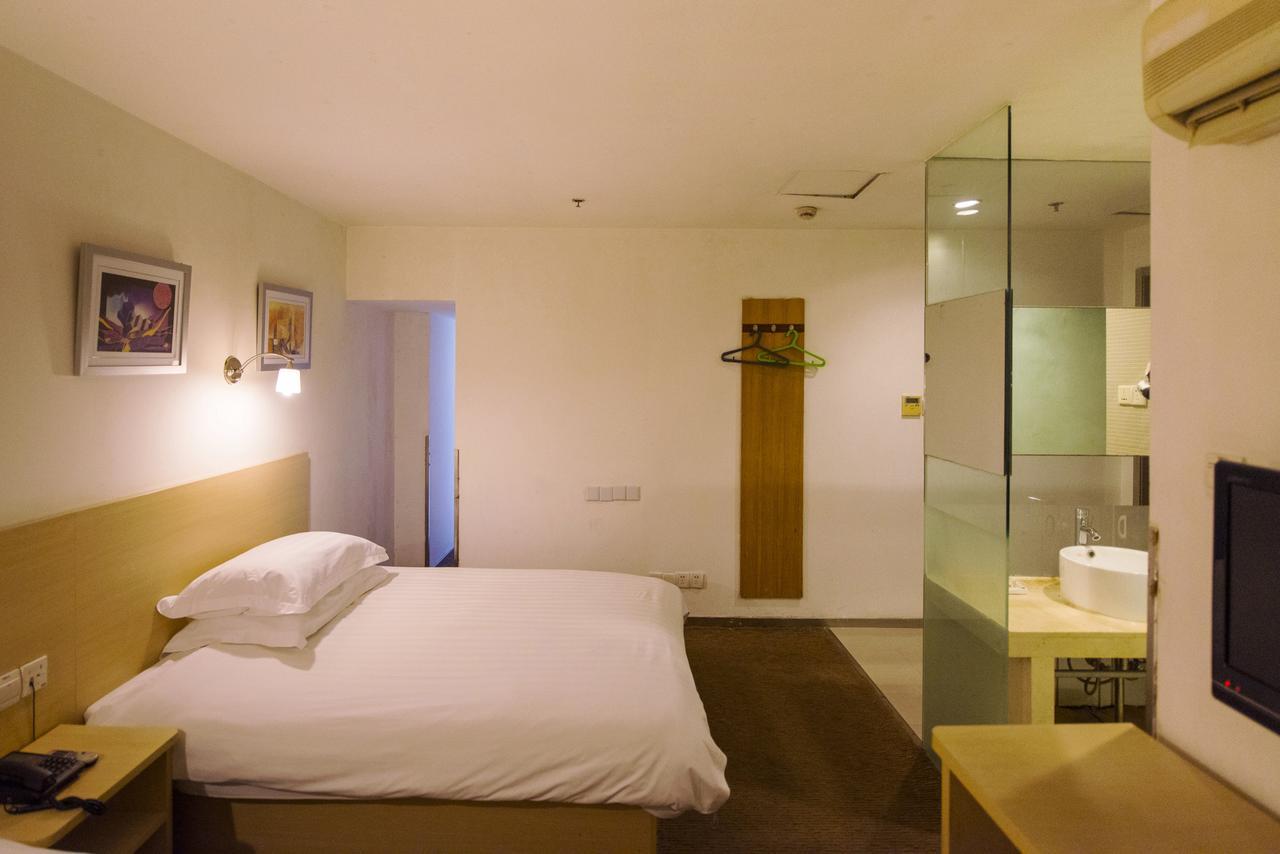 Motel Zhenjiang Jiefang Road Eksteriør billede